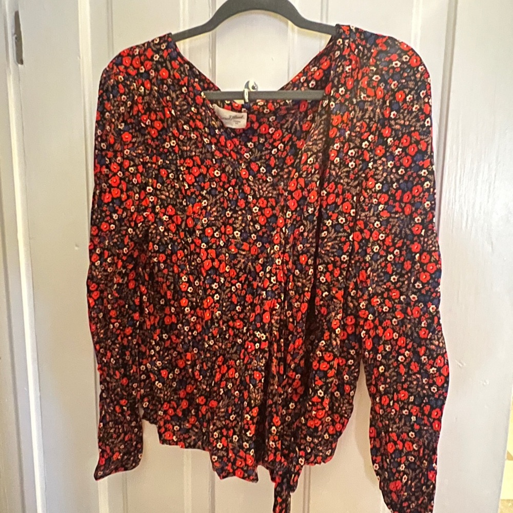 Universal Thread (Target) Floral Wrap Top